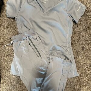 Active Gray Scrub Set